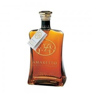 Licor Amaretto Gozio 700 ml